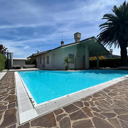 Villa Alisa *