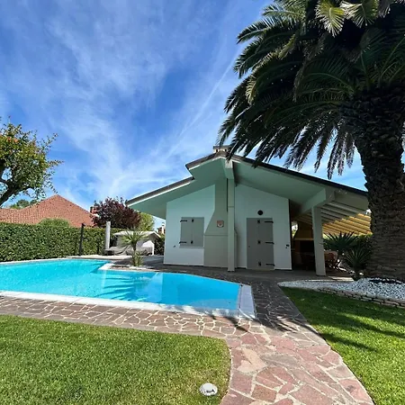 Villa Alisa Caleri